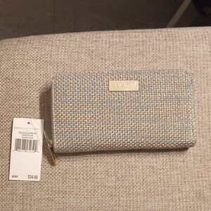 Adrienne Vittadini Gold & Green Zip - Around  Textured Wallet NWT